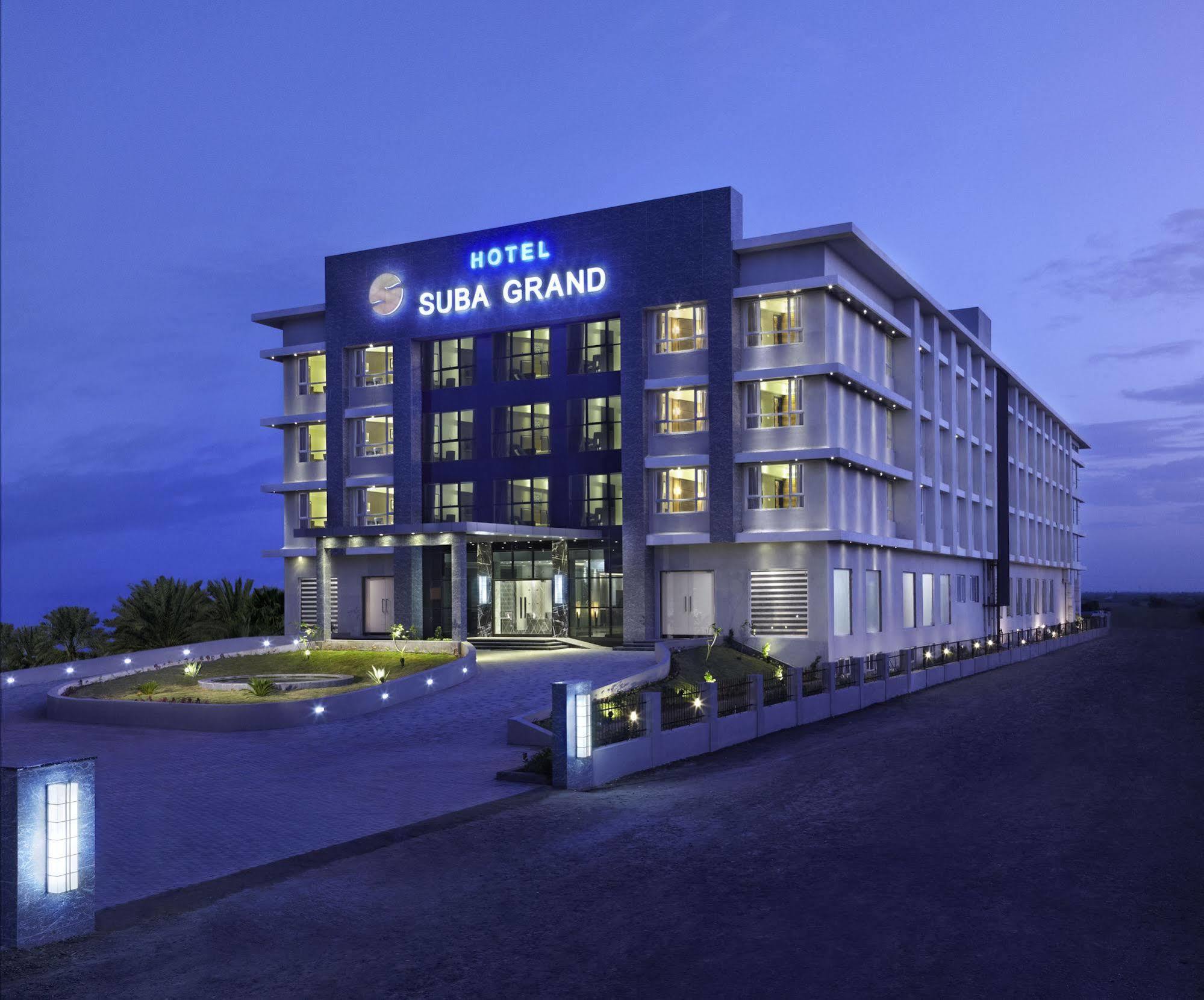 Hotel Suba Grand Dahej Buitenkant foto